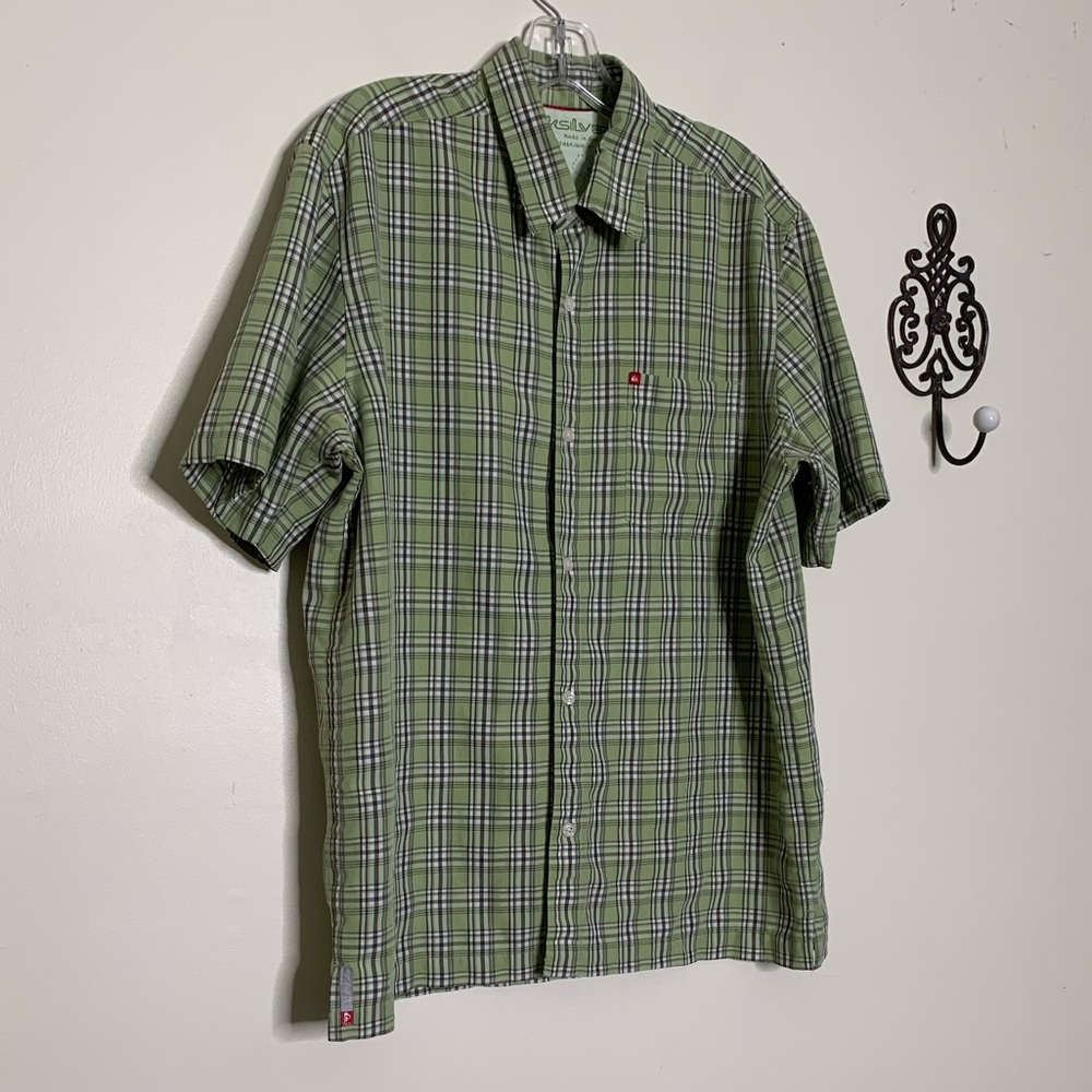 Quiksilver Green Short Sleeve Button Front Shirt - Picture 5 of 10